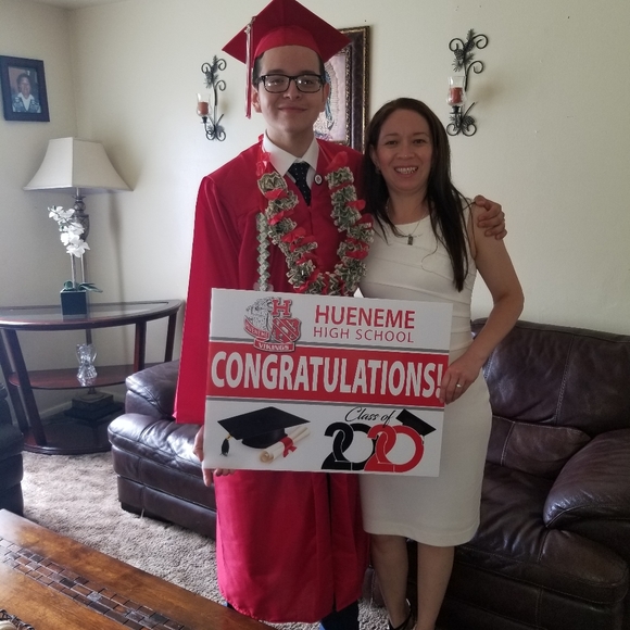 Meet your Posher, Alejandro - Picture 1 of 1